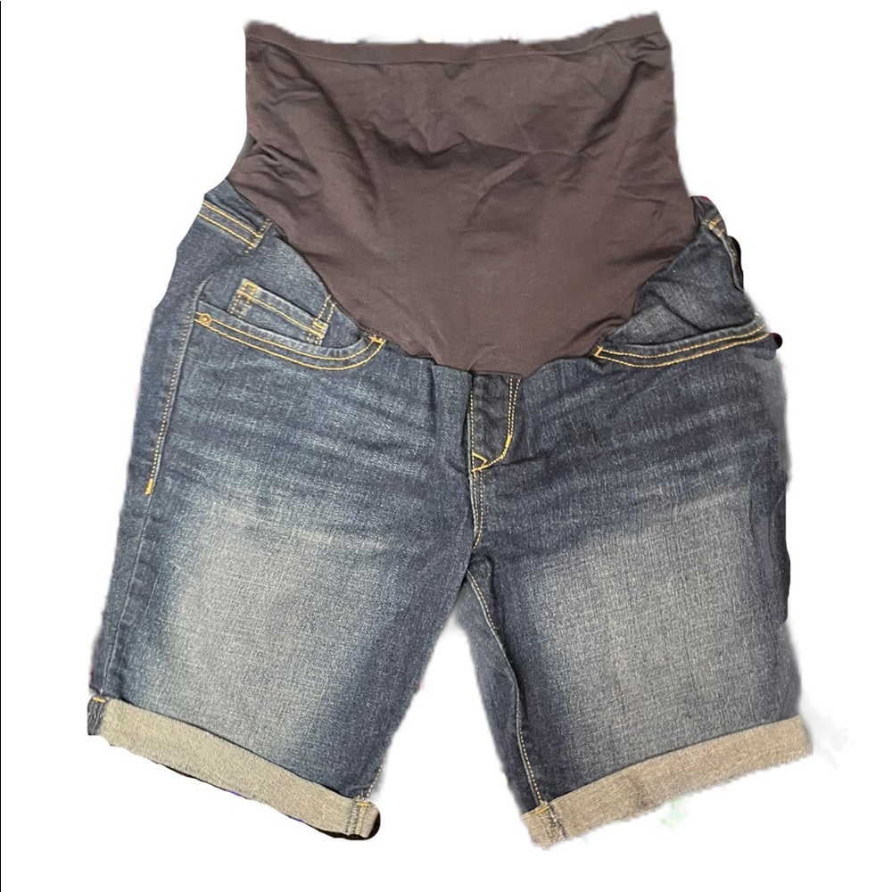 Maternity shorts- size 10